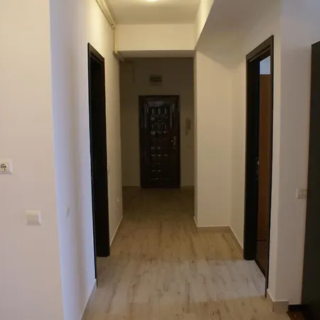 Summerland Apartment