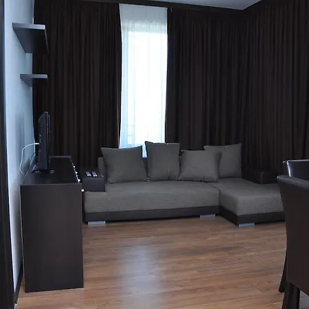Summerland 3* Mamaia