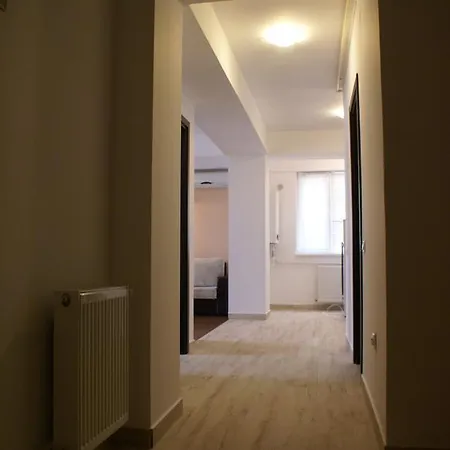 Summerland 3*